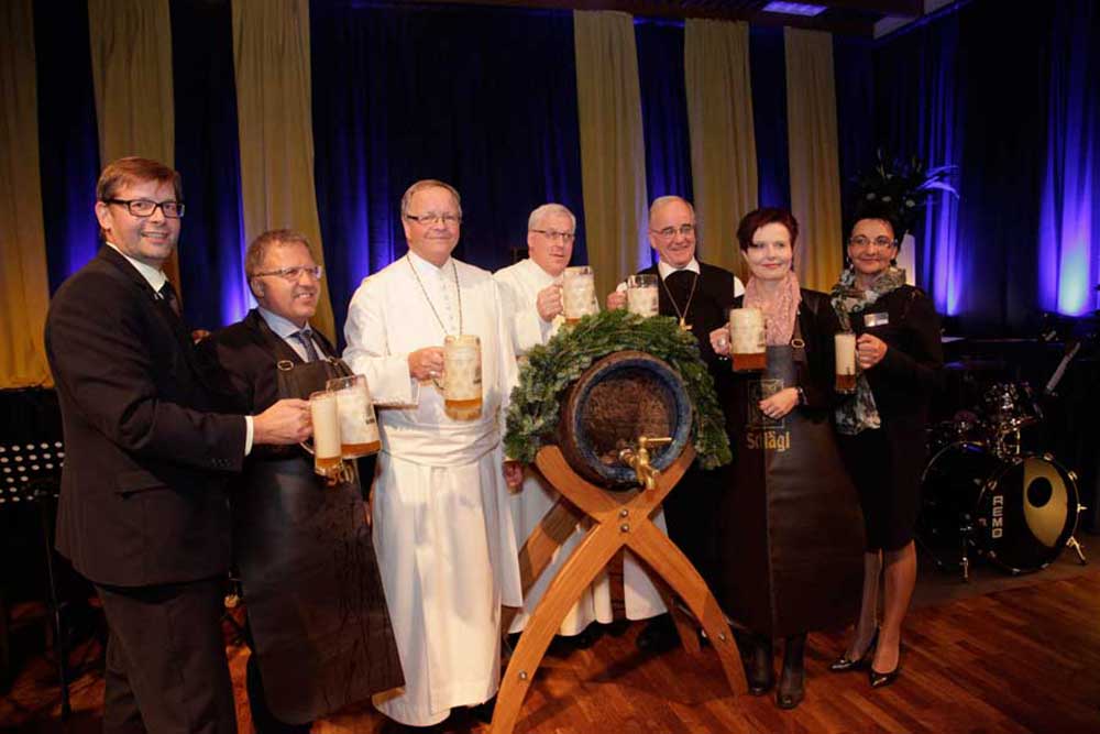 Schlägl Craft Beer Der Anstich des Bock-Bieres ist jedes Jahr ein Höhepunkt für Freunde des edlen Spezialbieres.