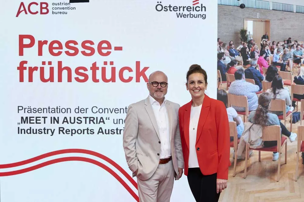 Österreichs Meetingbranche ÖW-COO Sandra Neukart und ACB-Präsident Gerhard Stübe präsentierten Rekordzahlen aus dem Meeting Industry Report Austria (mira) für das Jahr 2023 und konnten die neue Convention Strategie „MEET IN AUSTRIA“ sowie konkrete Maßnahmen für die Tagungsbranche vorstellen.