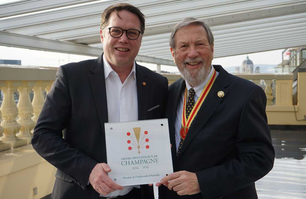 Champagne-Soirée Ordre des Coteaux de Champagne GD Oliver Geyer (Grand Hotel Wien) und Peter Lamm (Dignitaire-Ambassadeur Ordre des Coteaux de Champagne)